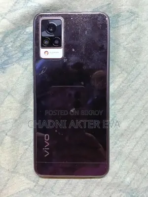 Vivo V21 . (Used)