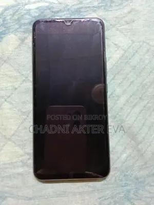 Vivo V21 . (Used)