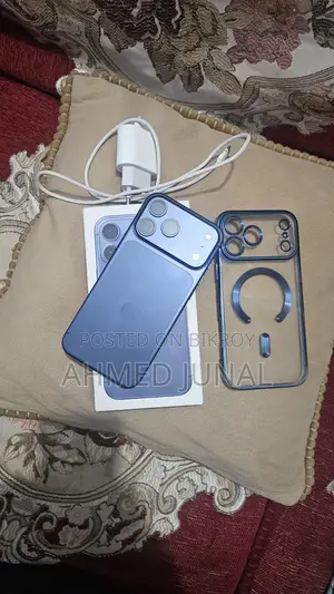 Apple iPhone 17 Pro Max Variant: Hong Kong (Used)
