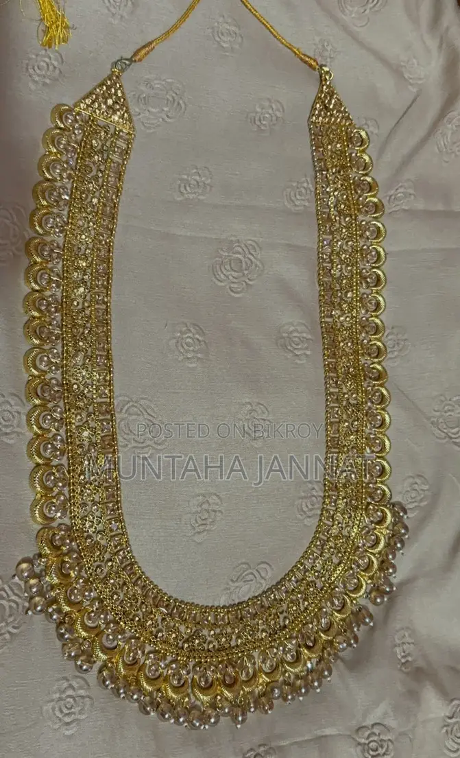 আকর্ষণীয় ব্রাইডাল জুয়েলারি সেট