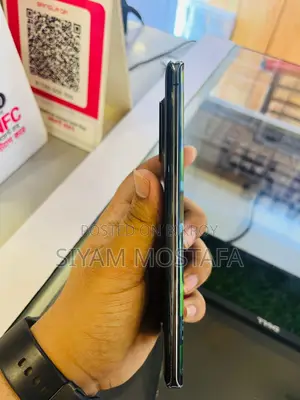 SHARP Aquos R6 . (Used)