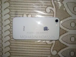 Apple iPhone 8 . (Used)