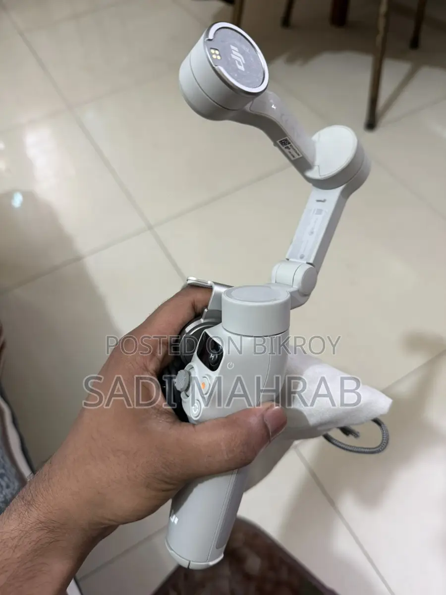 DJI Osmo Mobile 7 Smartphone Stabilizer