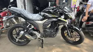 Suzuki Gixxer 2025