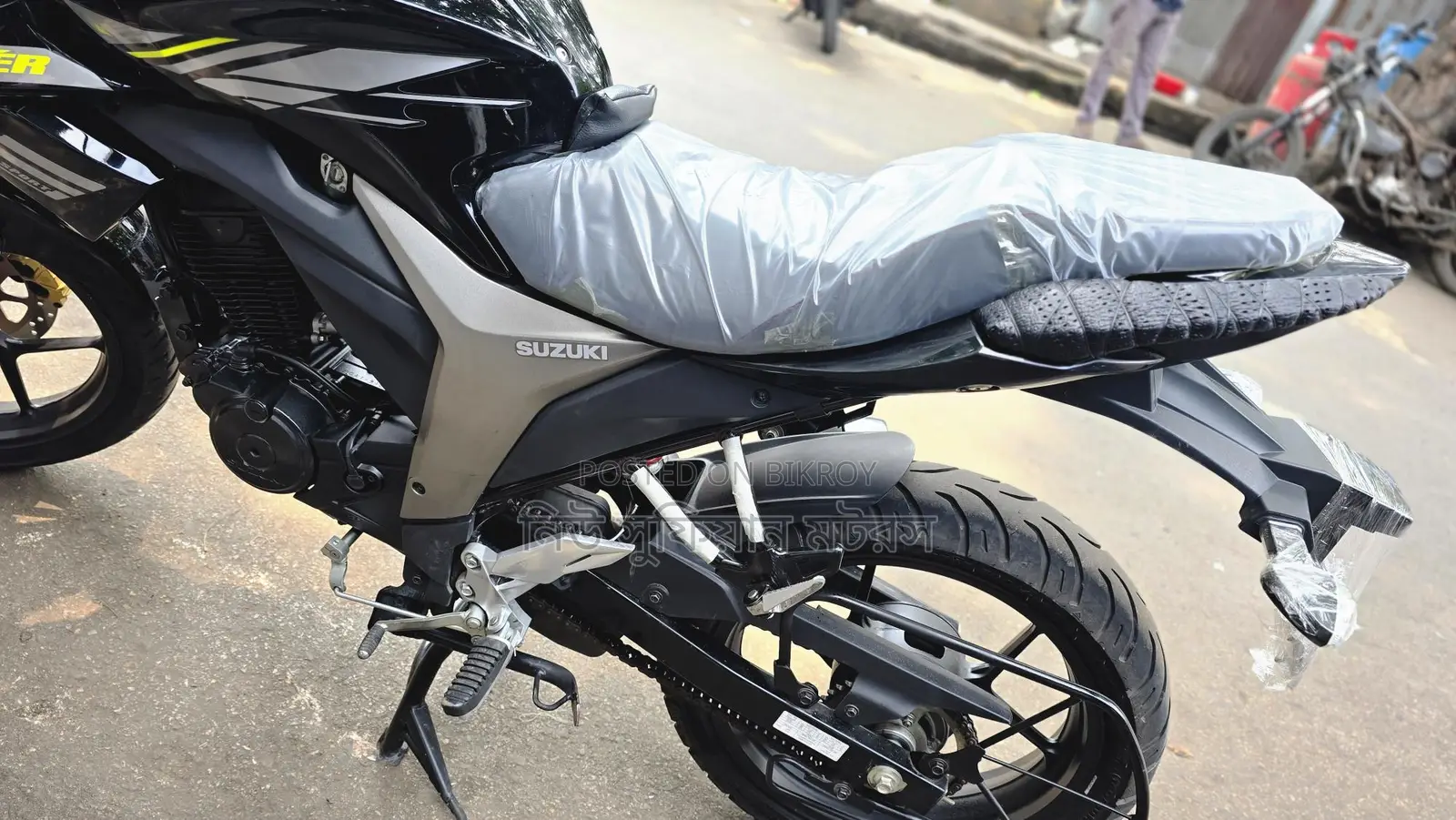 Suzuki Gixxer 2025
