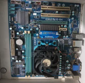 Gigabyte GA-880GM-USB3L + AMD Phenom II X2 550