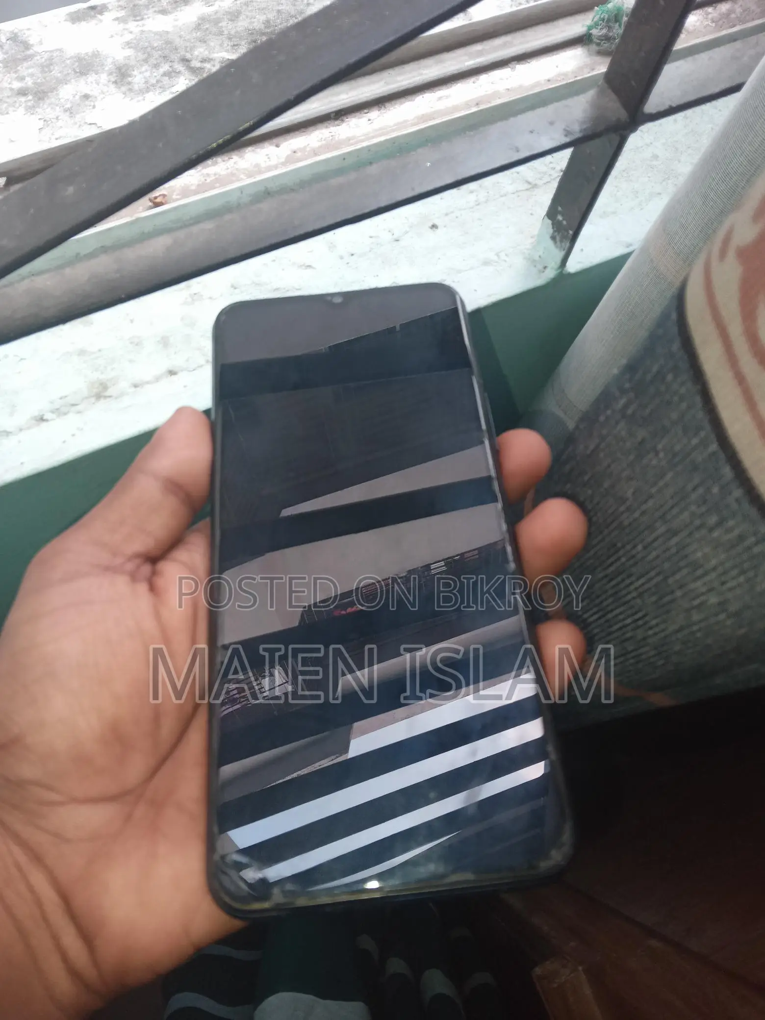 Vivo Y12s . (Used)