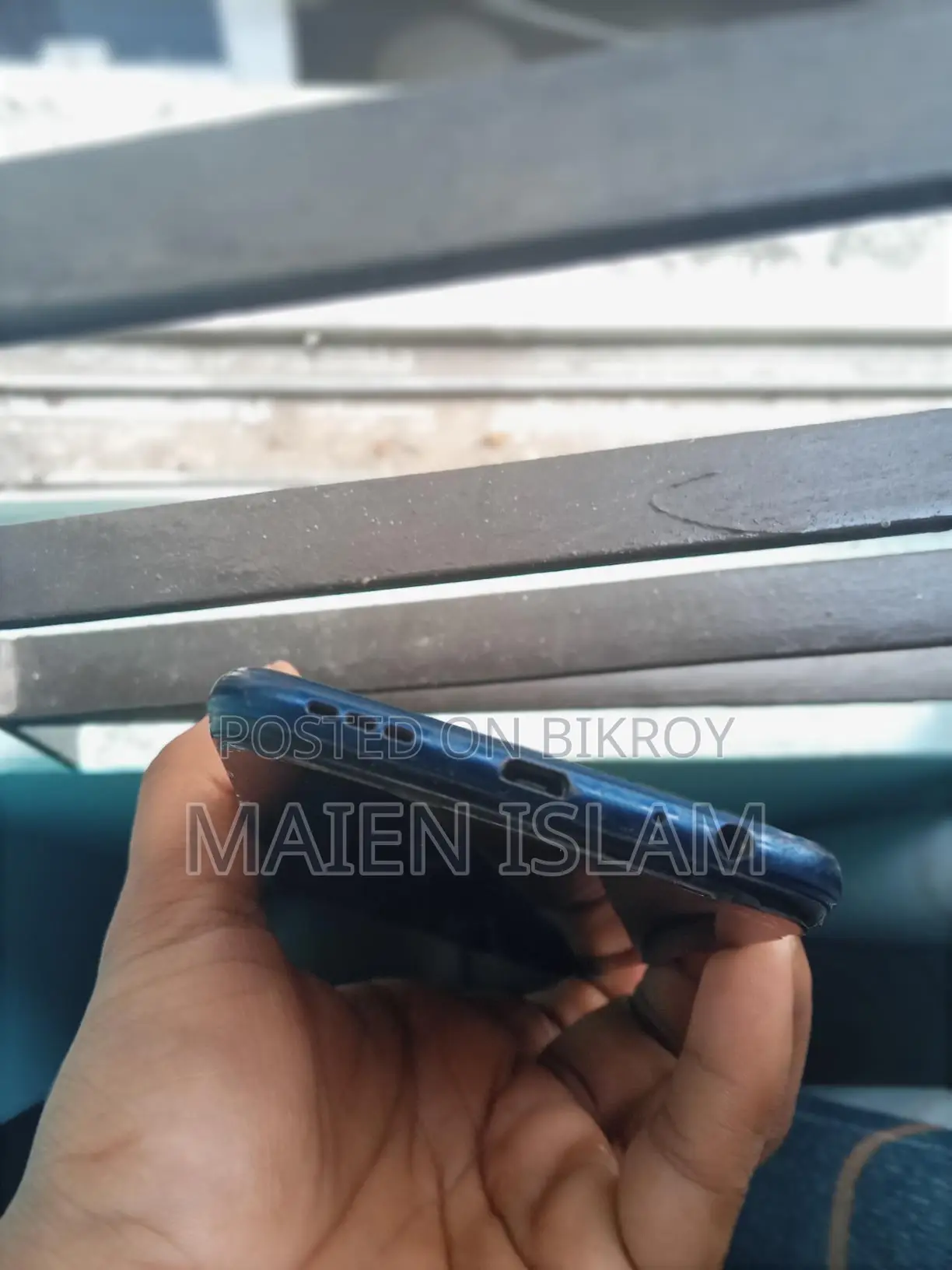 Vivo Y12s . (Used)