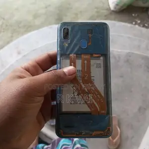 Samsung Galaxy A30 (Used)