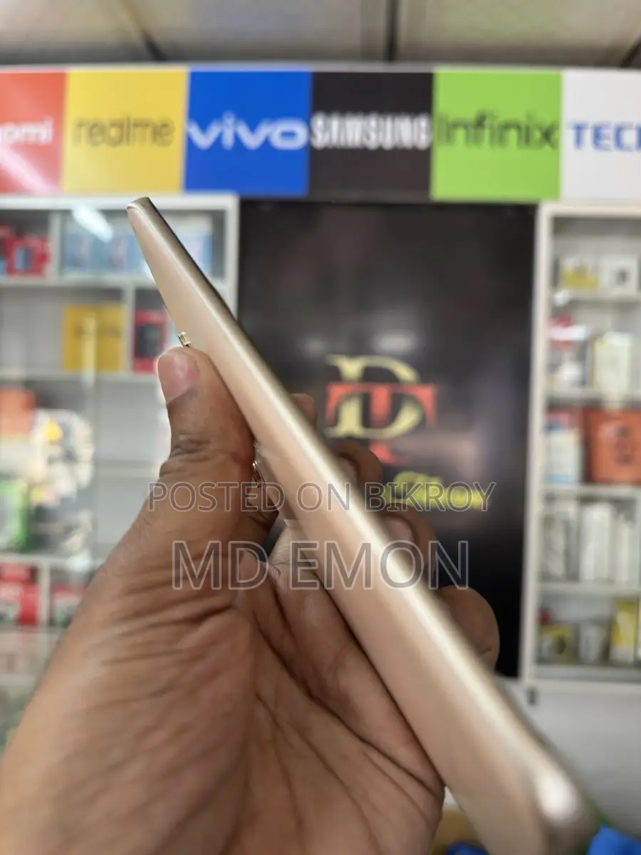Itel S26 Ultra gold (Used)