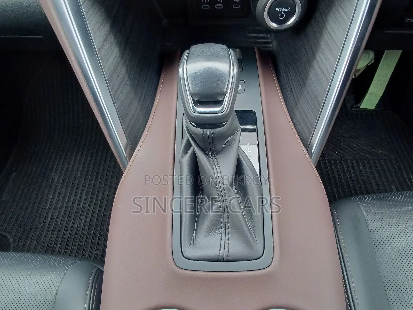 Toyota Harrier Z LEATHER HYB 5 2023