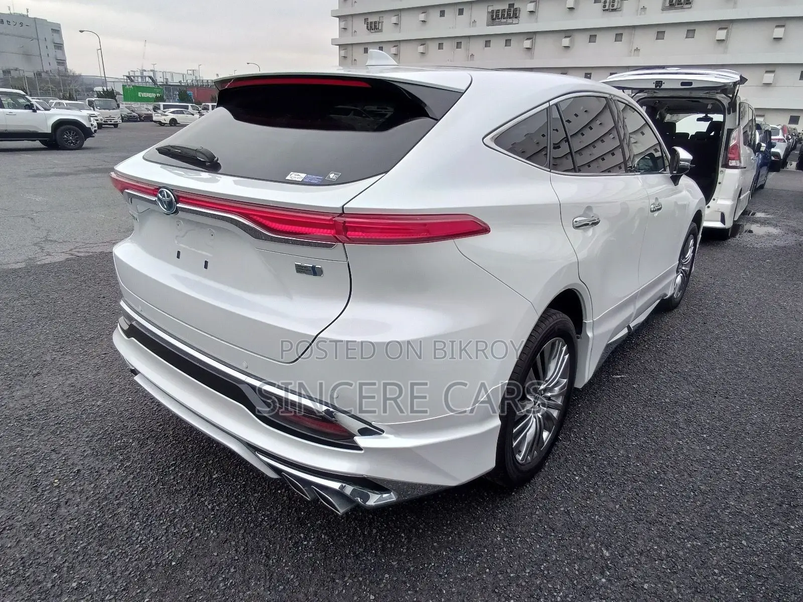 Toyota Harrier Z LEATHER HYB 5 2023