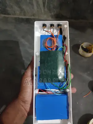 mini ups