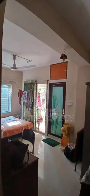 Ready used 1250 sft flat sale at Khilgaon A block