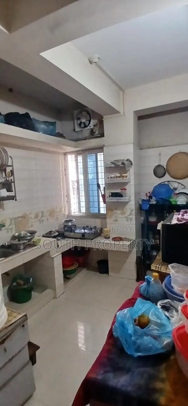 Ready used 1250 sft flat sale at Khilgaon A block