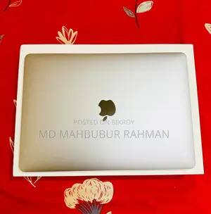 Apple MacBook Pro M2 8/256 GB