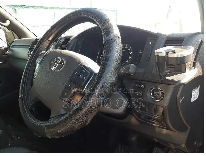 Toyota Hiace Super GL Dark Prime2 2020