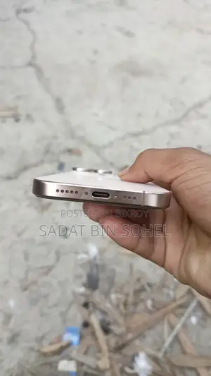 Apple iPhone 16 Pro (Used)