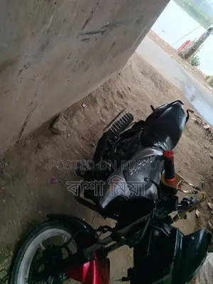 TVS Apache RTR . 2013
