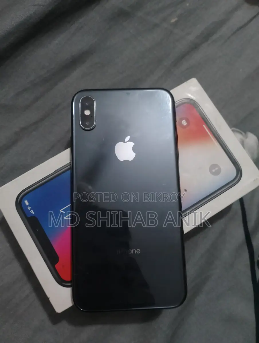 Apple iPhone X (Used)