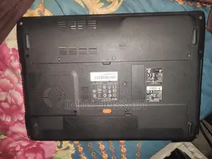 ল্যাপটপ এসার এসপায়ার ১ ১২জিবি ইন্টেল কোর আই৩ এসএসডি ২৫০জিবি