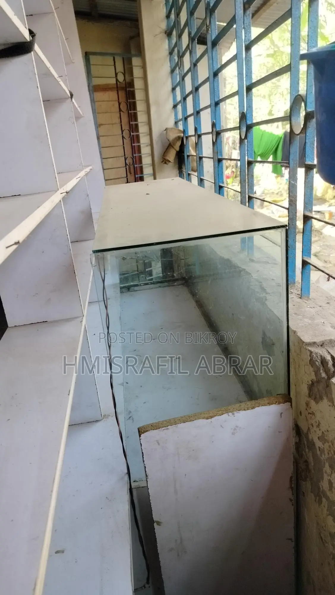 দোকান রেক ও মোবাইল সার্ভিসিং টেবিল