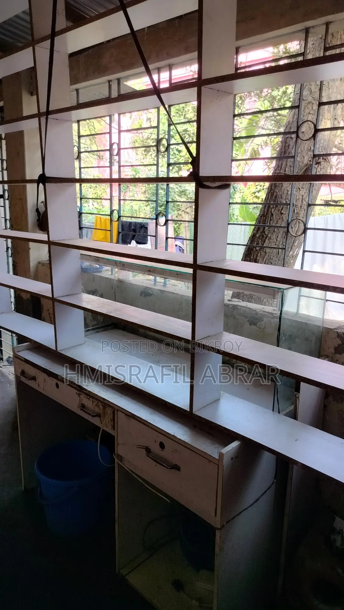 দোকান রেক ও মোবাইল সার্ভিসিং টেবিল