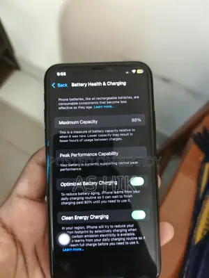 Apple iPhone XS (Used)