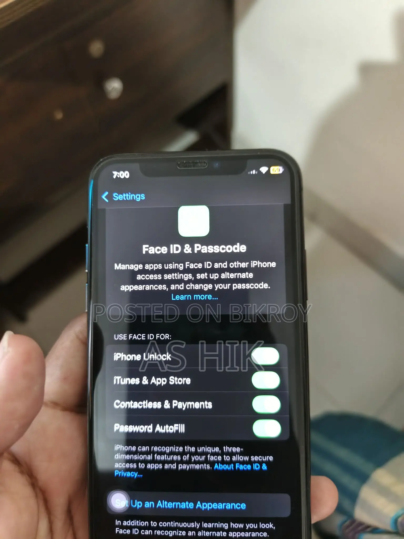 Apple iPhone XS (Used)