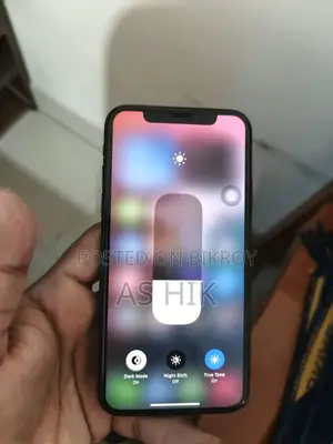 Apple iPhone XS (Used)