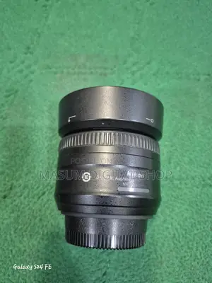 নিকন ৩৫ মিমি ১:৮ জি