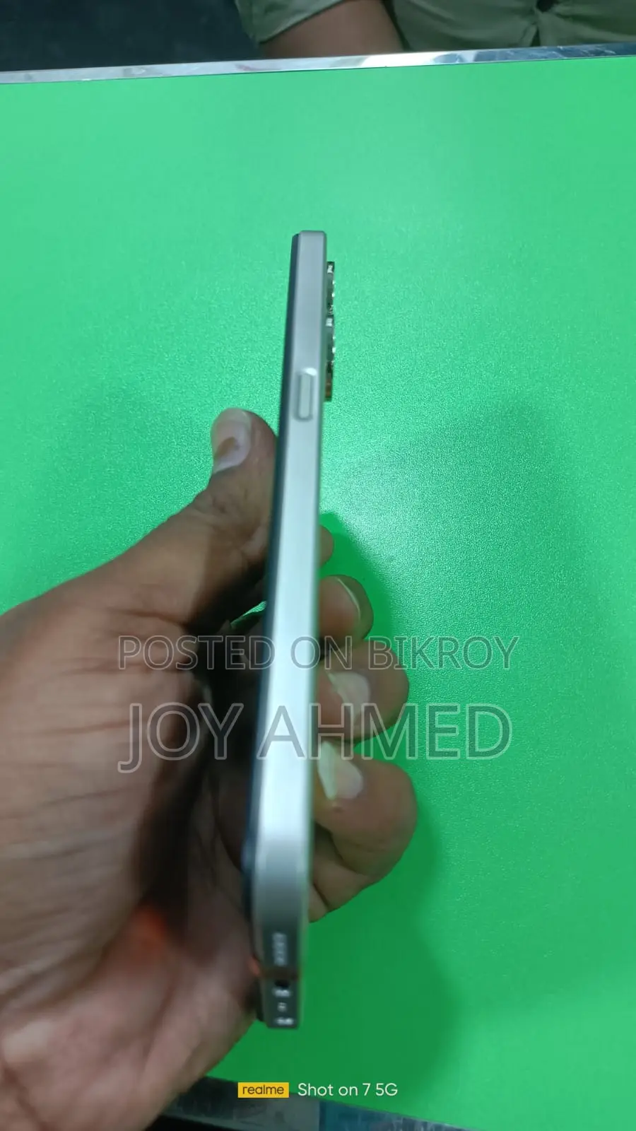 Realme V30 (Used)
