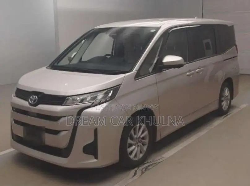 Toyota Noah G Hybrid Brown 2023