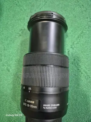 Canon 18-135mm USM Lens f/3.5-5.6