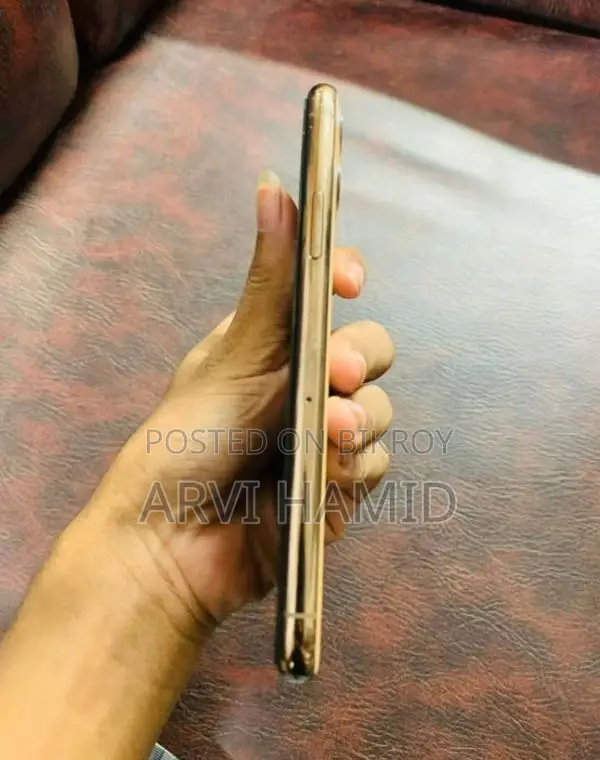 Apple iPhone 11 Pro (Used)