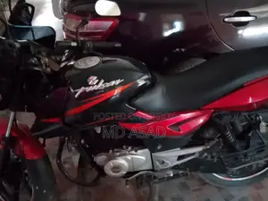 Bajaj Pulsar 150 2015