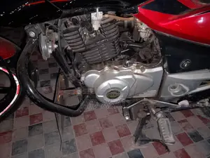 Bajaj Pulsar 150 2015