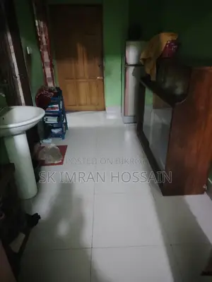 Sublet available for master bedroom with bathroom and balcony on the 6th floor