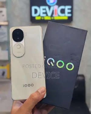 iQOO Z9s 8/128 ফুল বক্স (ব্যবহৃত)