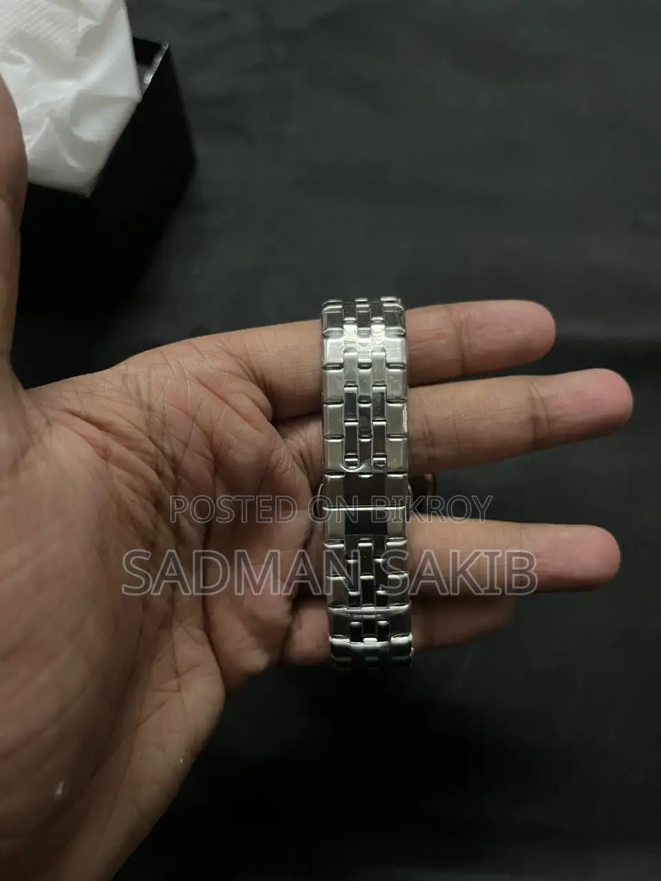বিনবন্ড প্রিমিয়াম ঘড়ি