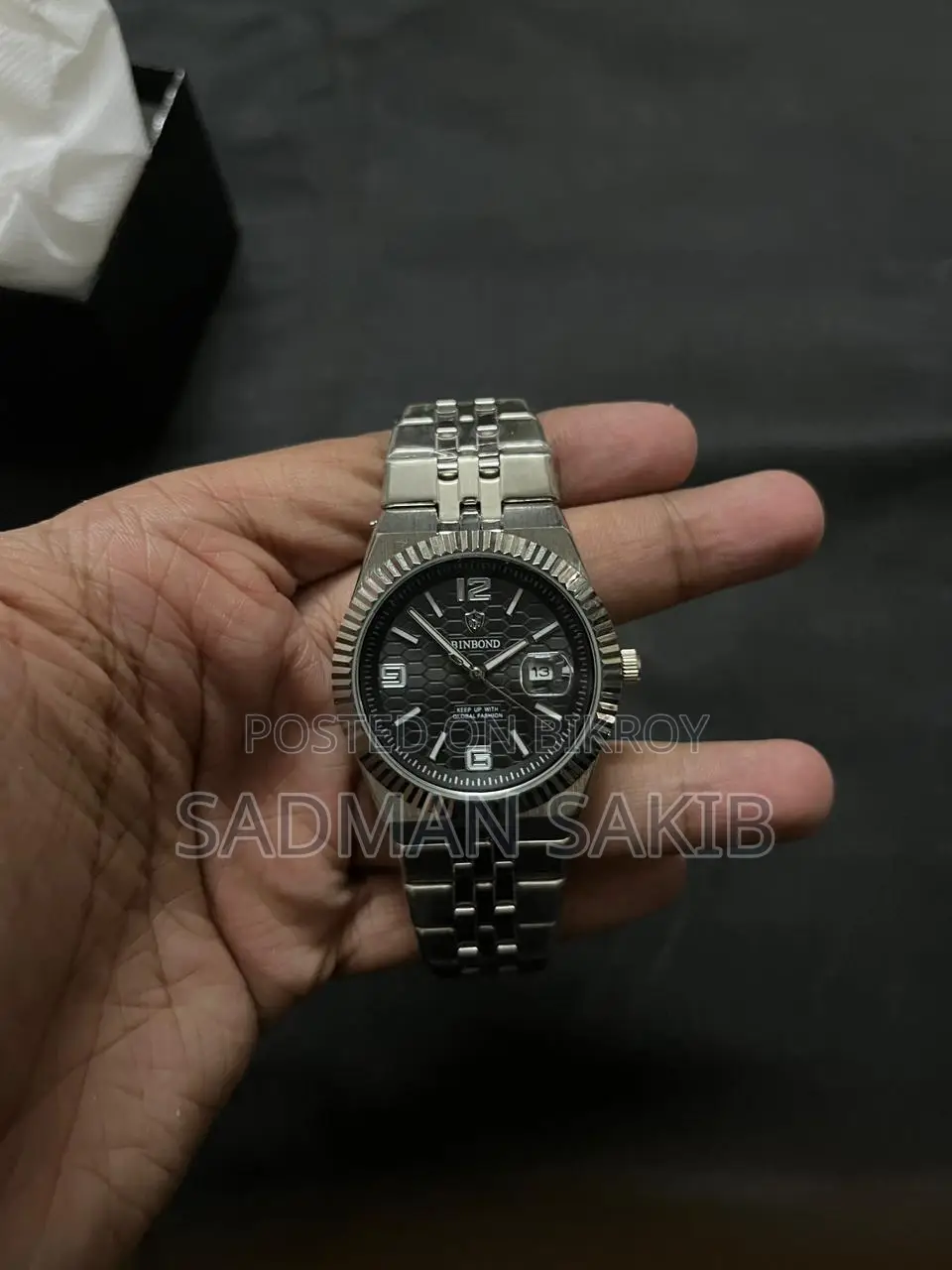বিনবন্ড প্রিমিয়াম ঘড়ি