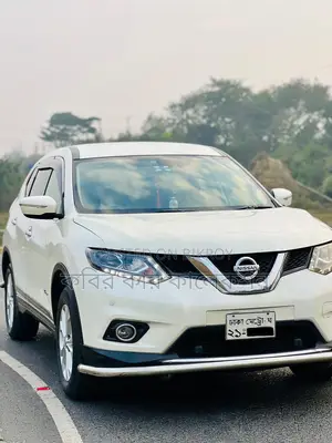 Nissan X-Trail hybrid 2015