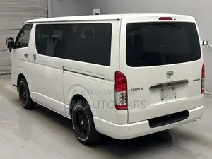 Toyota Hiace Super GL Dark Prime2 2021