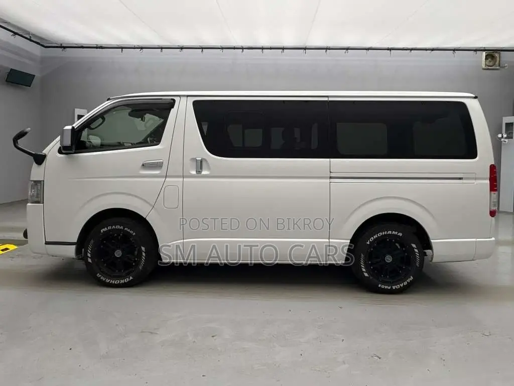 Toyota Hiace Super GL Dark Prime2 2021