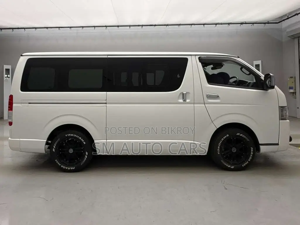 Toyota Hiace Super GL Dark Prime2 2021