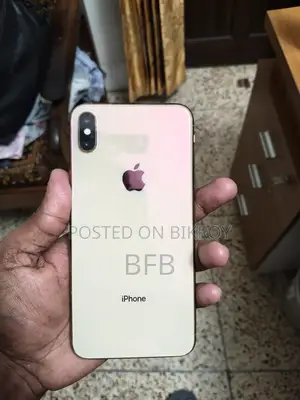 Apple iPhone XS Max 64 GB White