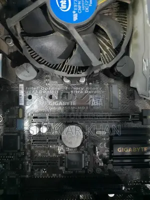 Intel Core I5 7500 7th Gen + Gygabite B250m Hd3 Motherboard