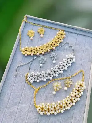 Stylish Jewelry Set