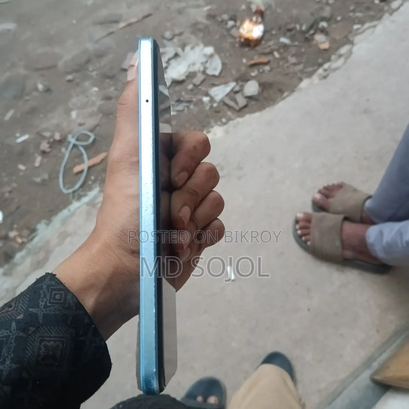 OPPO A17 . (Used)