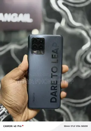 Realme 8 Pro (6/128) (Used)